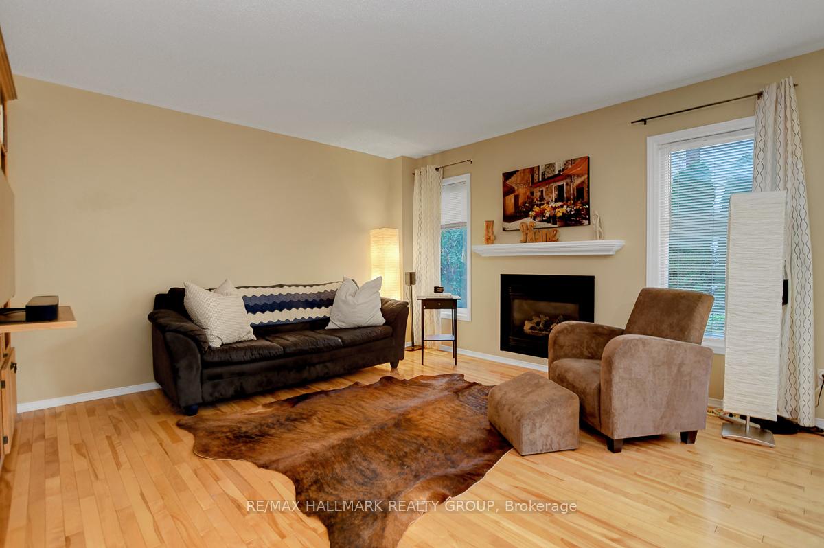 Photo 11 of 50 Appledale Drive, Ottawa, Barrhaven - Longfields — HOMEH