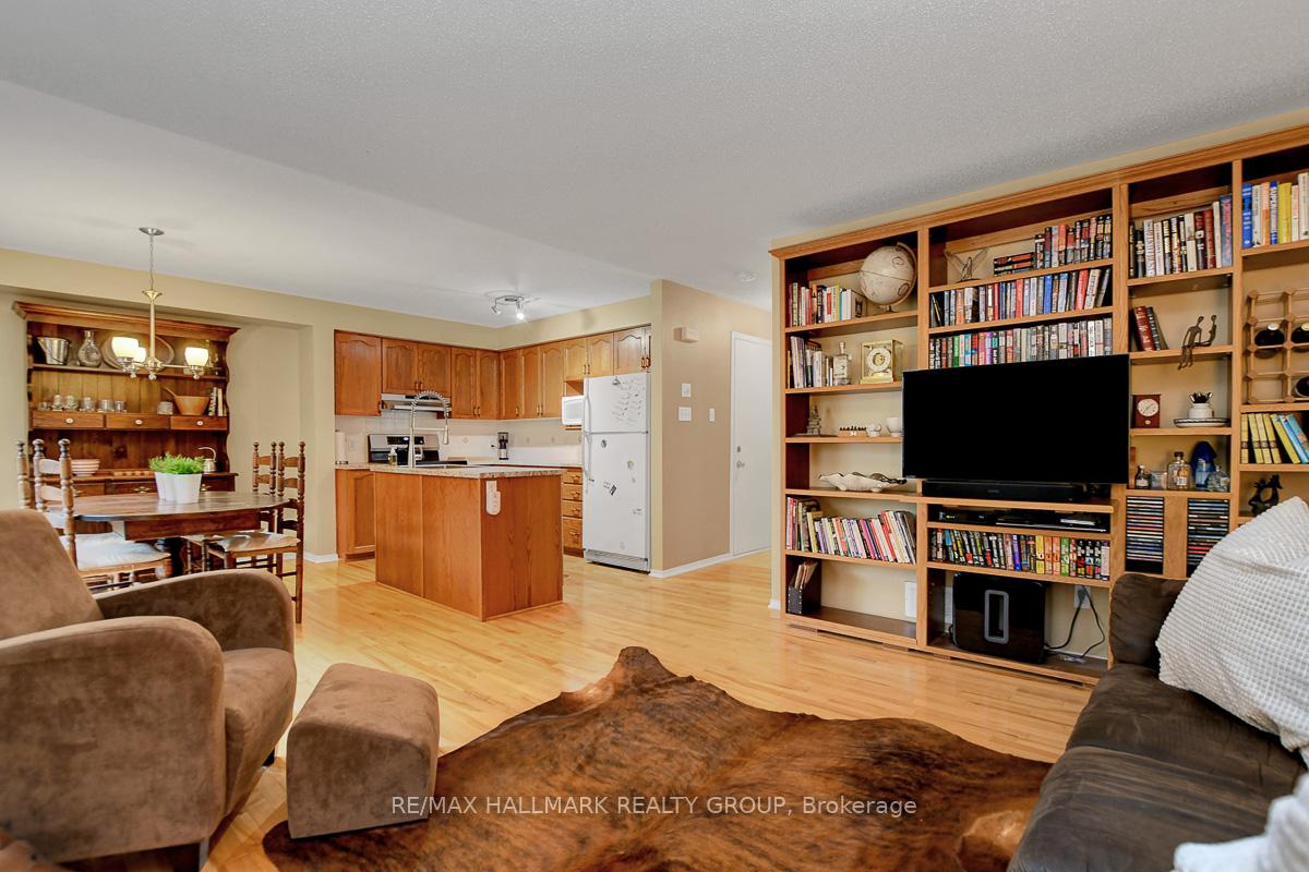 Photo 13 of 50 Appledale Drive, Ottawa, Barrhaven - Longfields — HOMEH