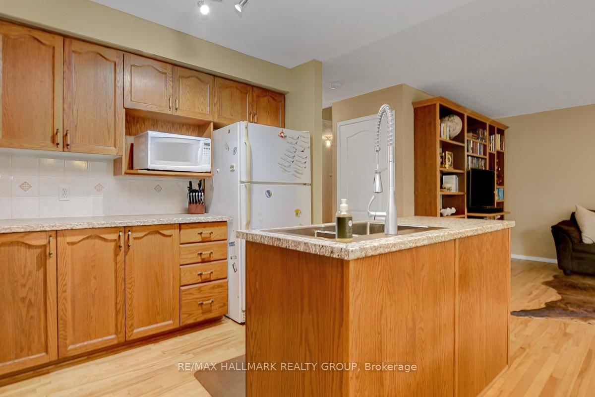Photo 20 of 50 Appledale Drive, Ottawa, Barrhaven - Longfields — HOMEH