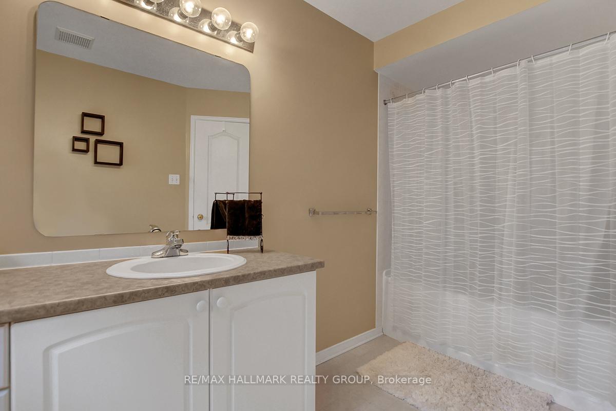 Photo 32 of 50 Appledale Drive, Ottawa, Barrhaven - Longfields — HOMEH