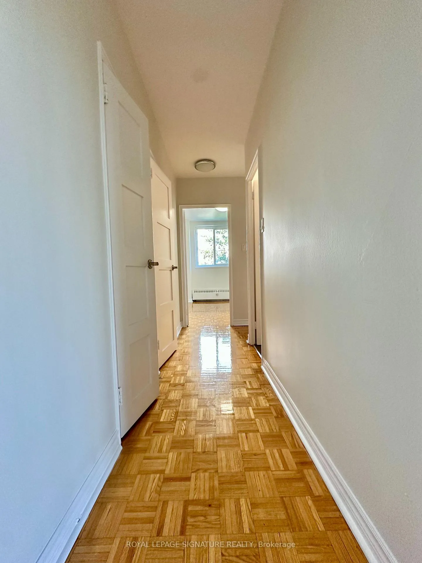 Photo 8 of Unit 414, 10 Shallmar Boulevard, Toronto, Forest Hill North — HOMEH