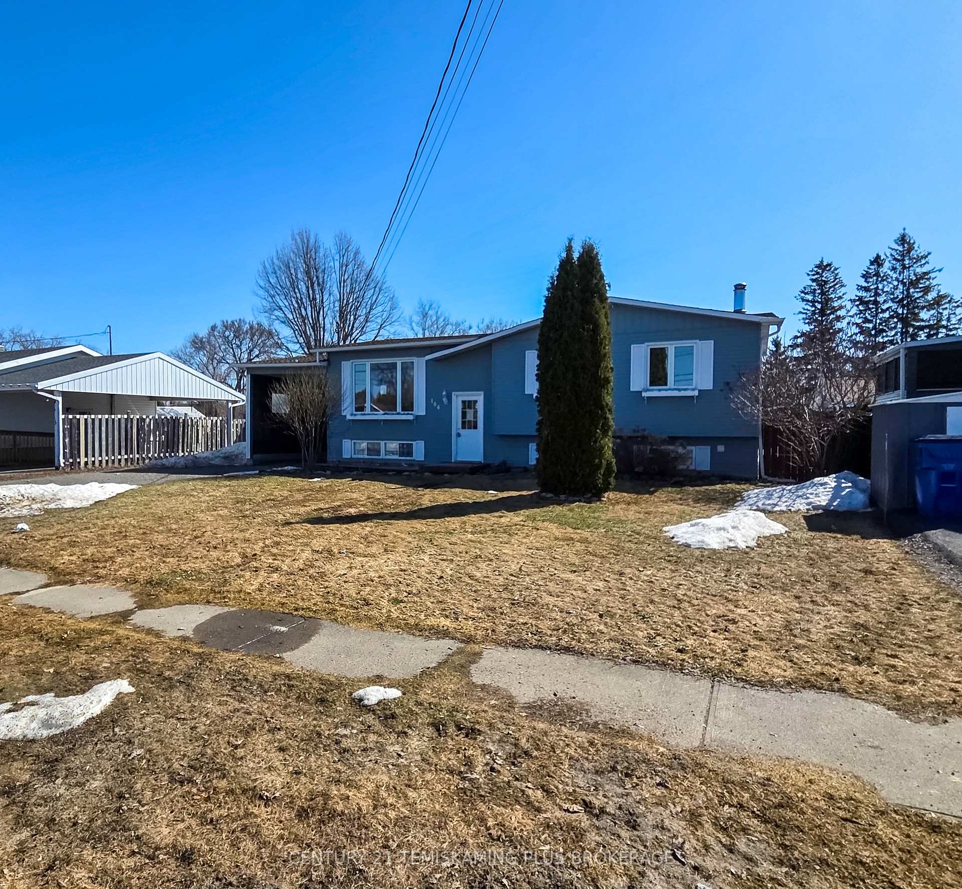 Photo 1 of 106 Cross Lake Road E, Temiskaming Shores, Haileybury — HOMEH