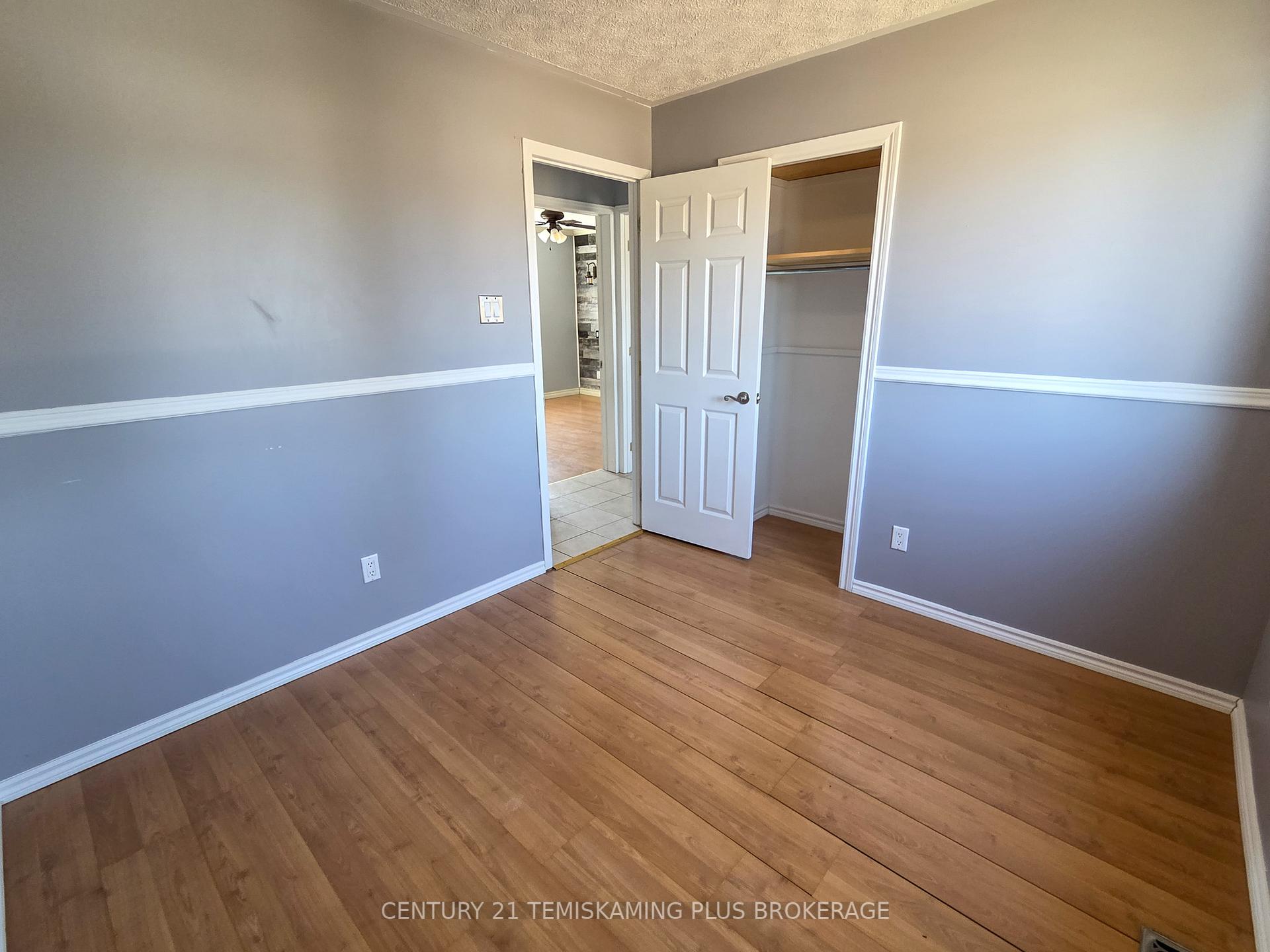 Photo 13 of 106 Cross Lake Road E, Temiskaming Shores, Haileybury — HOMEH