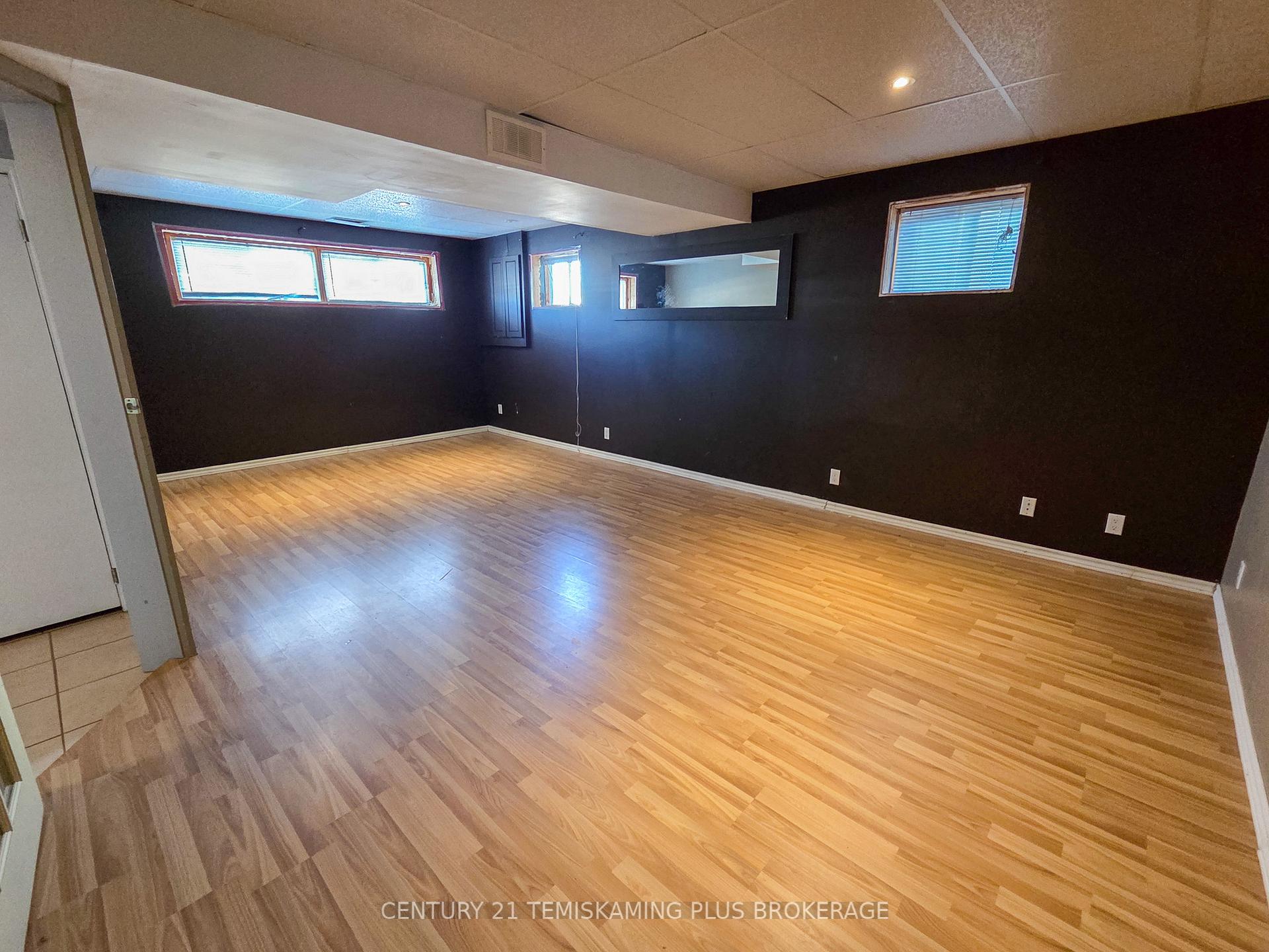 Photo 21 of 106 Cross Lake Road E, Temiskaming Shores, Haileybury — HOMEH