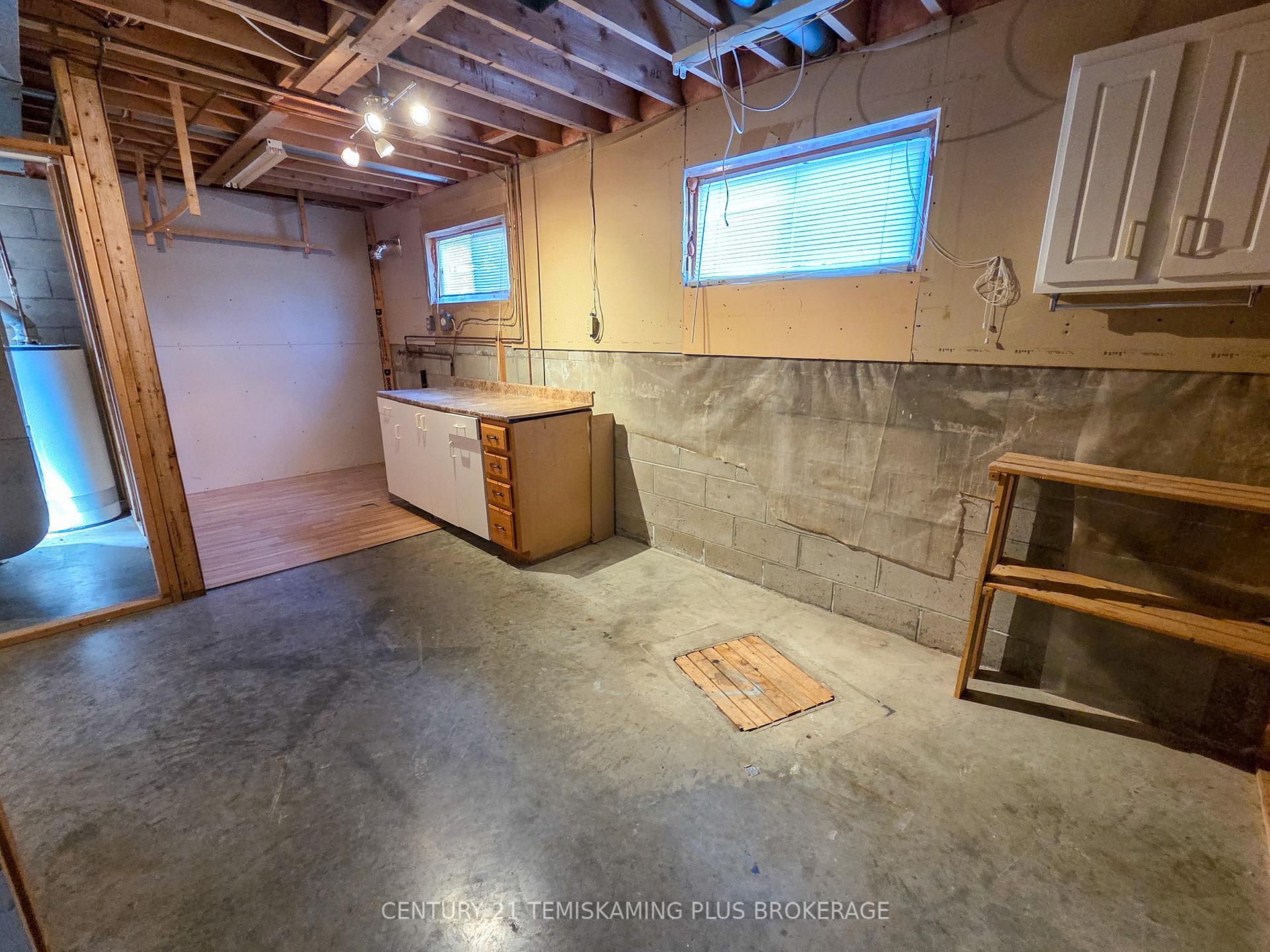 Photo 26 of 106 Cross Lake Road E, Temiskaming Shores, Haileybury — HOMEH