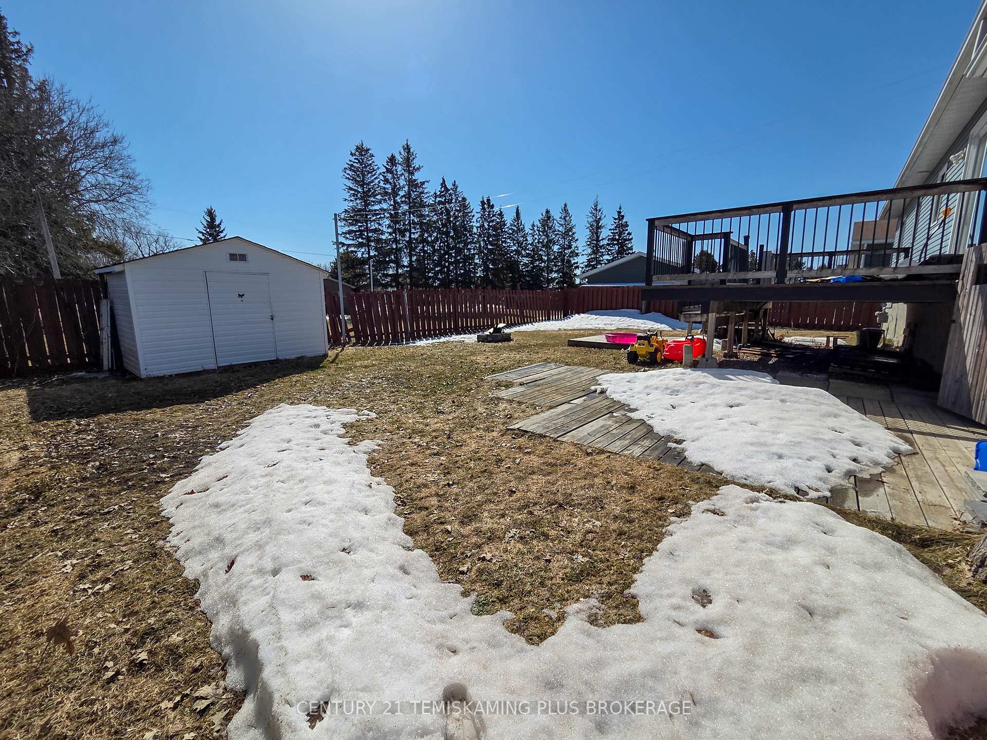 Photo 31 of 106 Cross Lake Road E, Temiskaming Shores, Haileybury — HOMEH