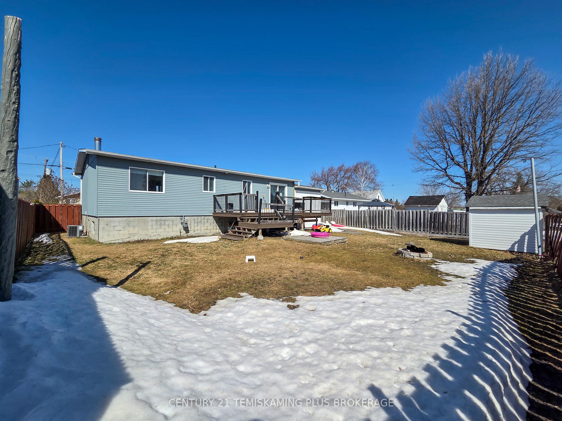 Photo 32 of 106 Cross Lake Road E, Temiskaming Shores, Haileybury — HOMEH