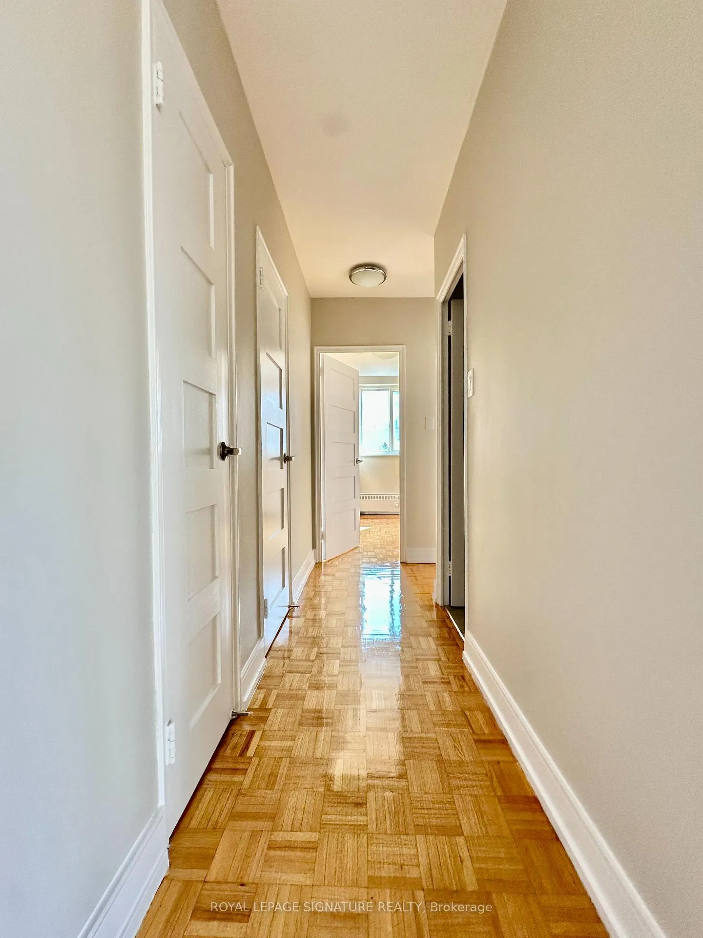 Photo 9 of Unit 501, 10 Shallmar Boulevard, Toronto, Forest Hill North — HOMEH