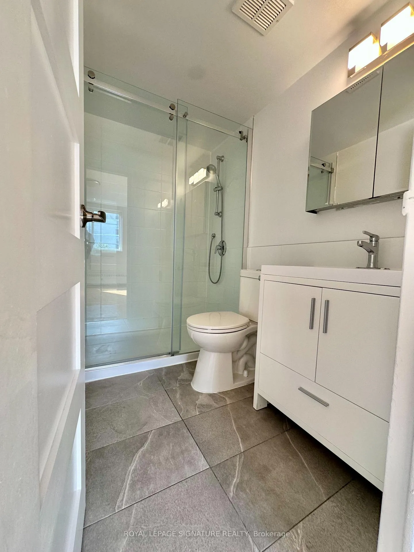 Photo 14 of Unit 501, 10 Shallmar Boulevard, Toronto, Forest Hill North — HOMEH
