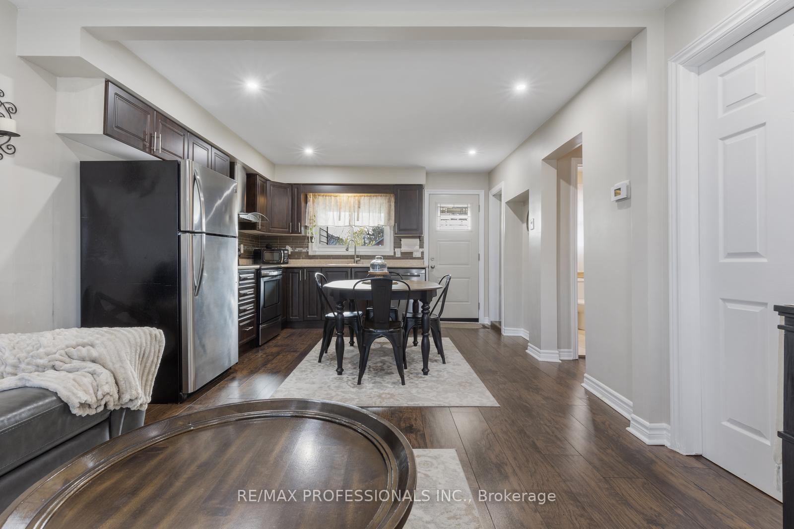 Photo 4 of 28 Archibald Street, Hamilton, Homeside — HOMEH