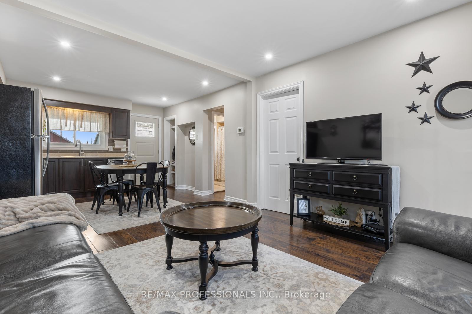 Photo 5 of 28 Archibald Street, Hamilton, Homeside — HOMEH