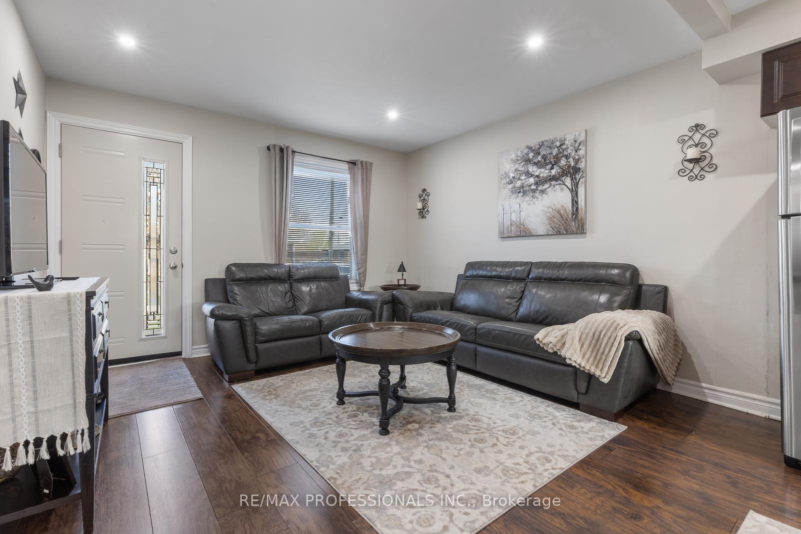 Photo 6 of 28 Archibald Street, Hamilton, Homeside — HOMEH