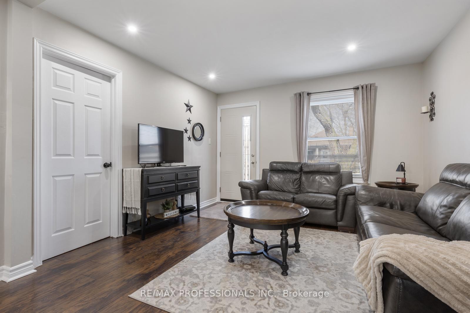 Photo 7 of 28 Archibald Street, Hamilton, Homeside — HOMEH