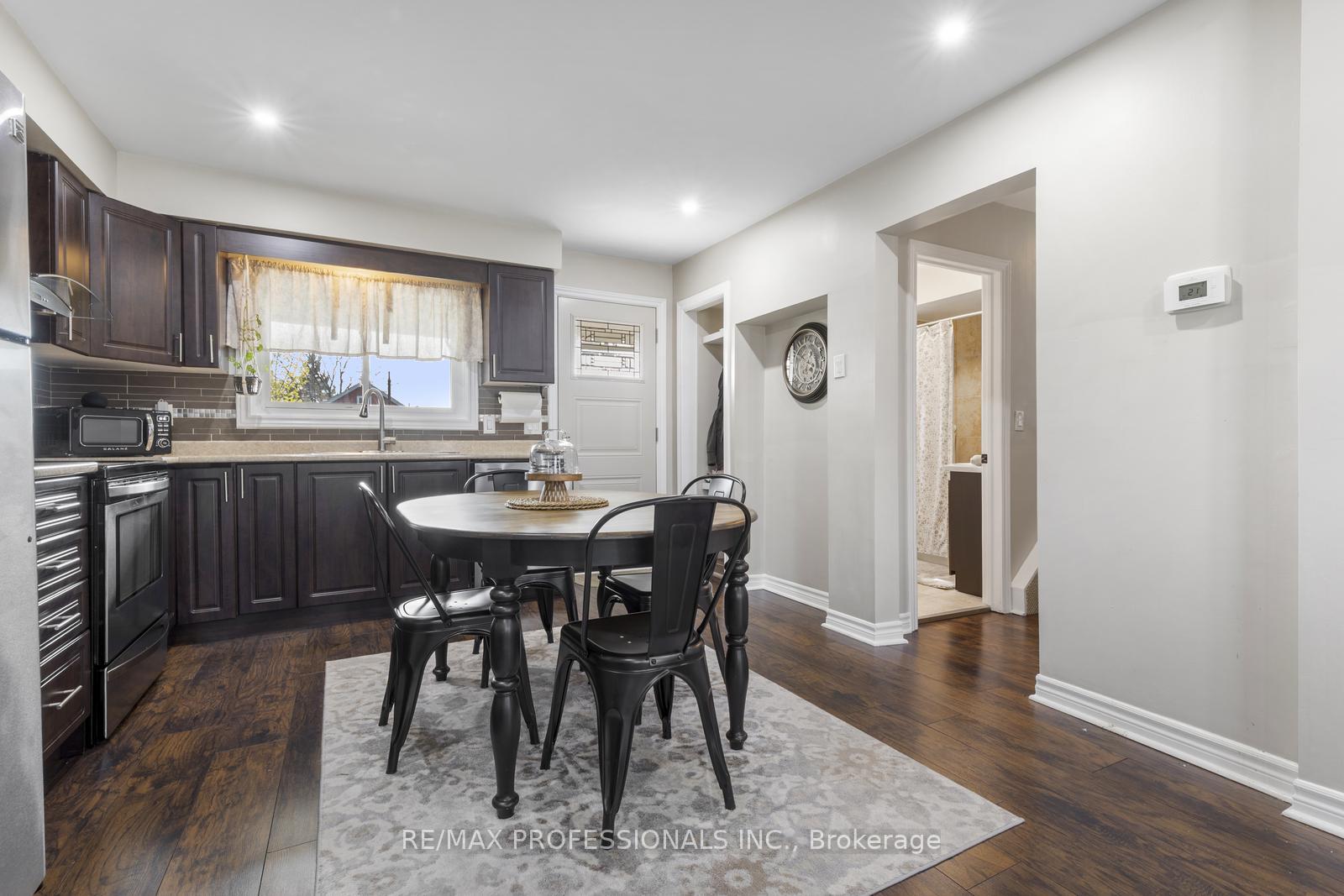 Photo 10 of 28 Archibald Street, Hamilton, Homeside — HOMEH