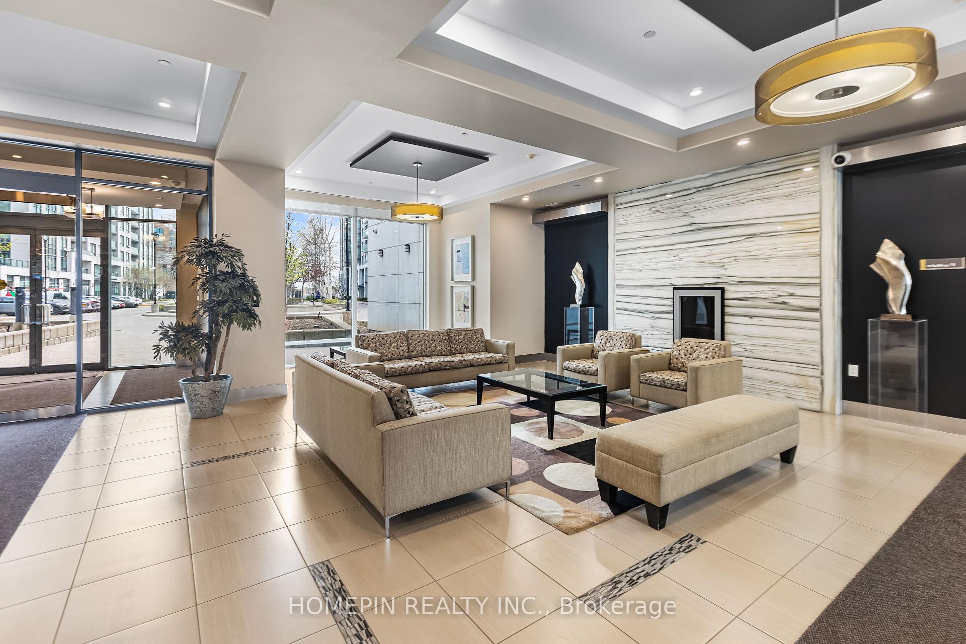 Photo 3 of Unit 303, 55 South Town Centre Boulevard, Markham, Unionville — HOMEH
