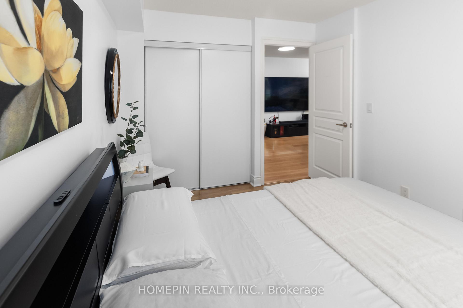 Photo 16 of Unit 303, 55 South Town Centre Boulevard, Markham, Unionville — HOMEH