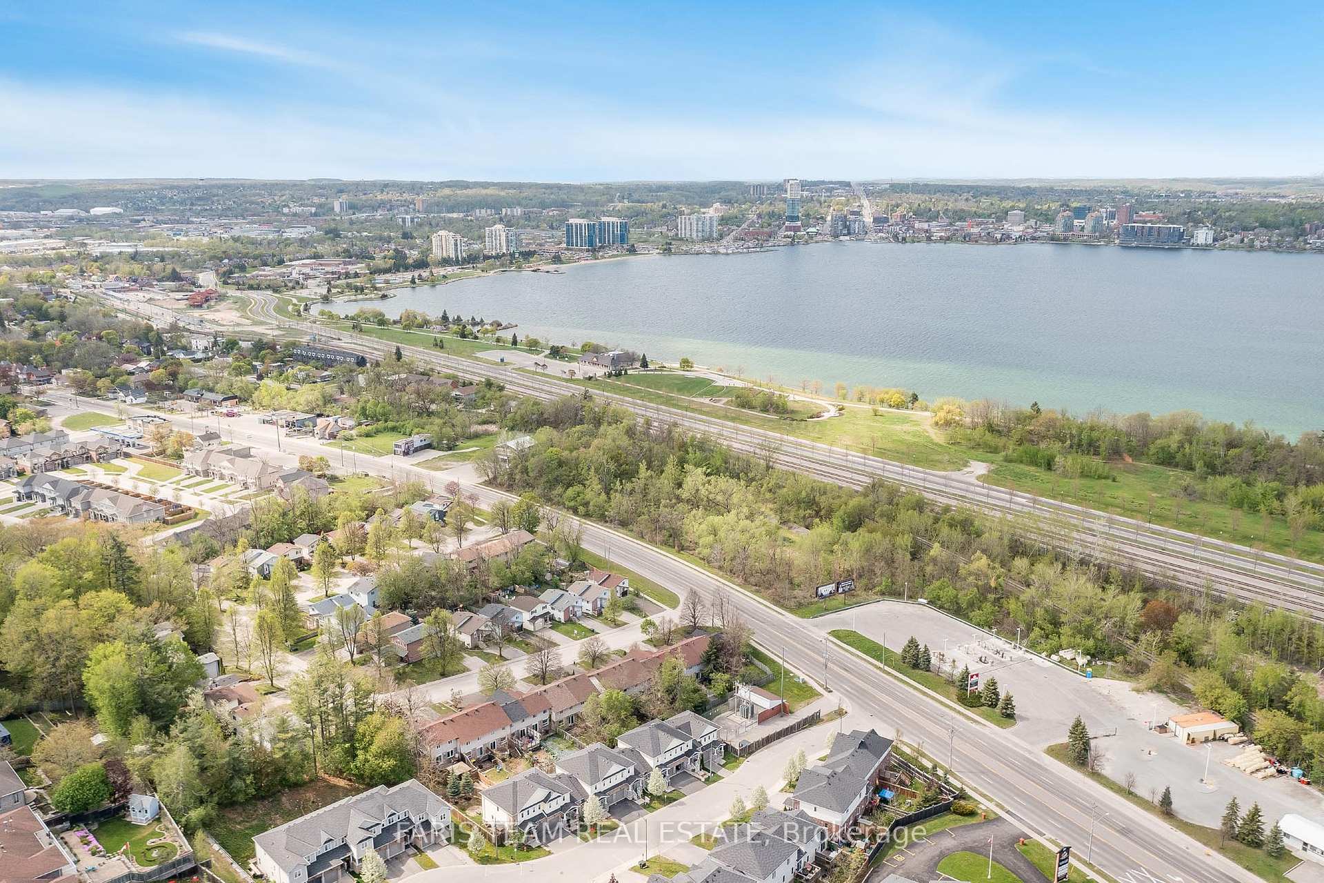 Photo 23 of 89 Melinda Crescent, Barrie, Allandale — HOMEH