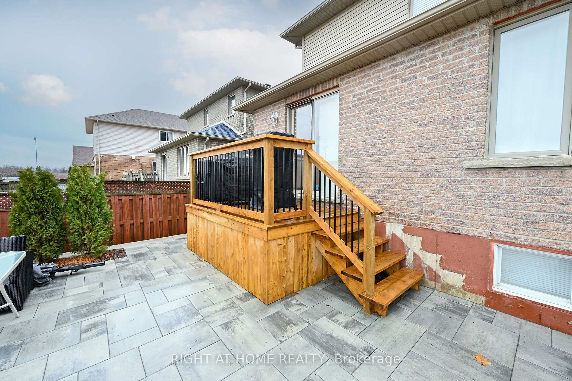 Photo 92 of 27 Turquoise Drive, Hamilton, Allison — HOMEH