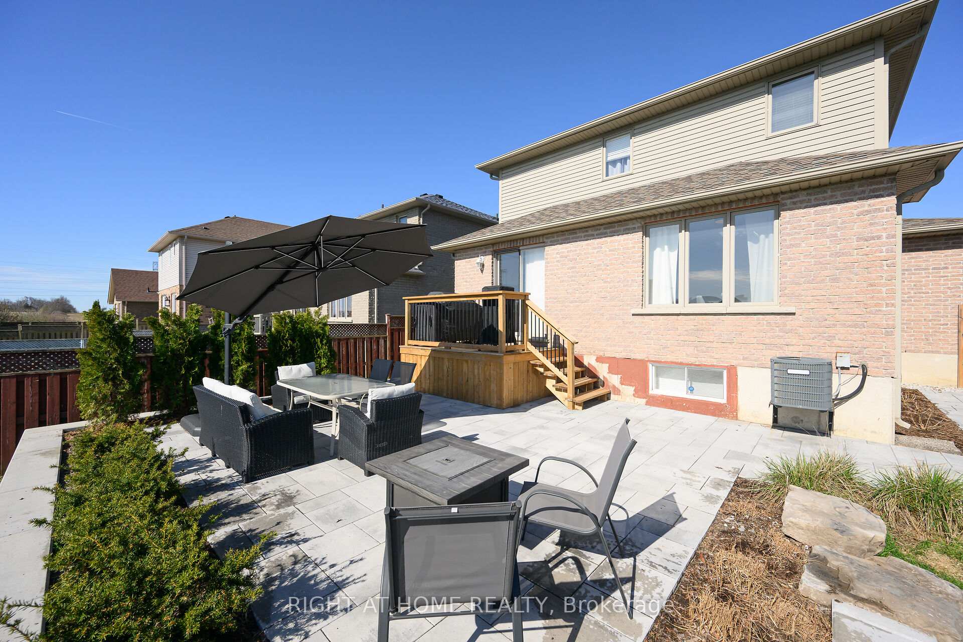 Photo 95 of 27 Turquoise Drive, Hamilton, Allison — HOMEH