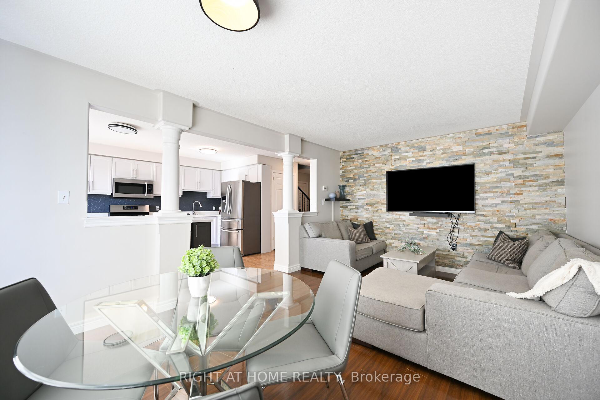 Photo 25 of 27 Turquoise Drive, Hamilton, Allison — HOMEH