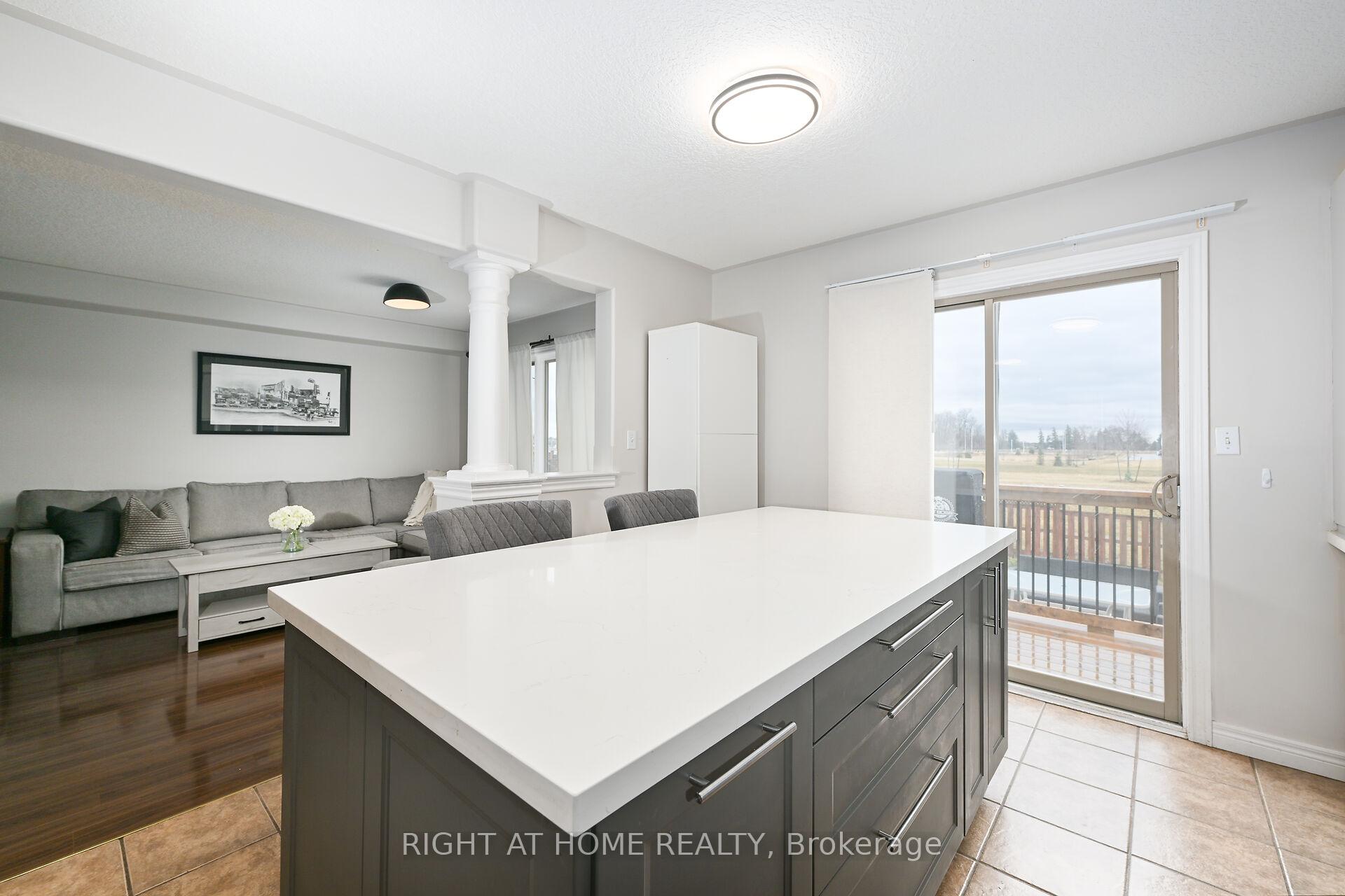 Photo 32 of 27 Turquoise Drive, Hamilton, Allison — HOMEH