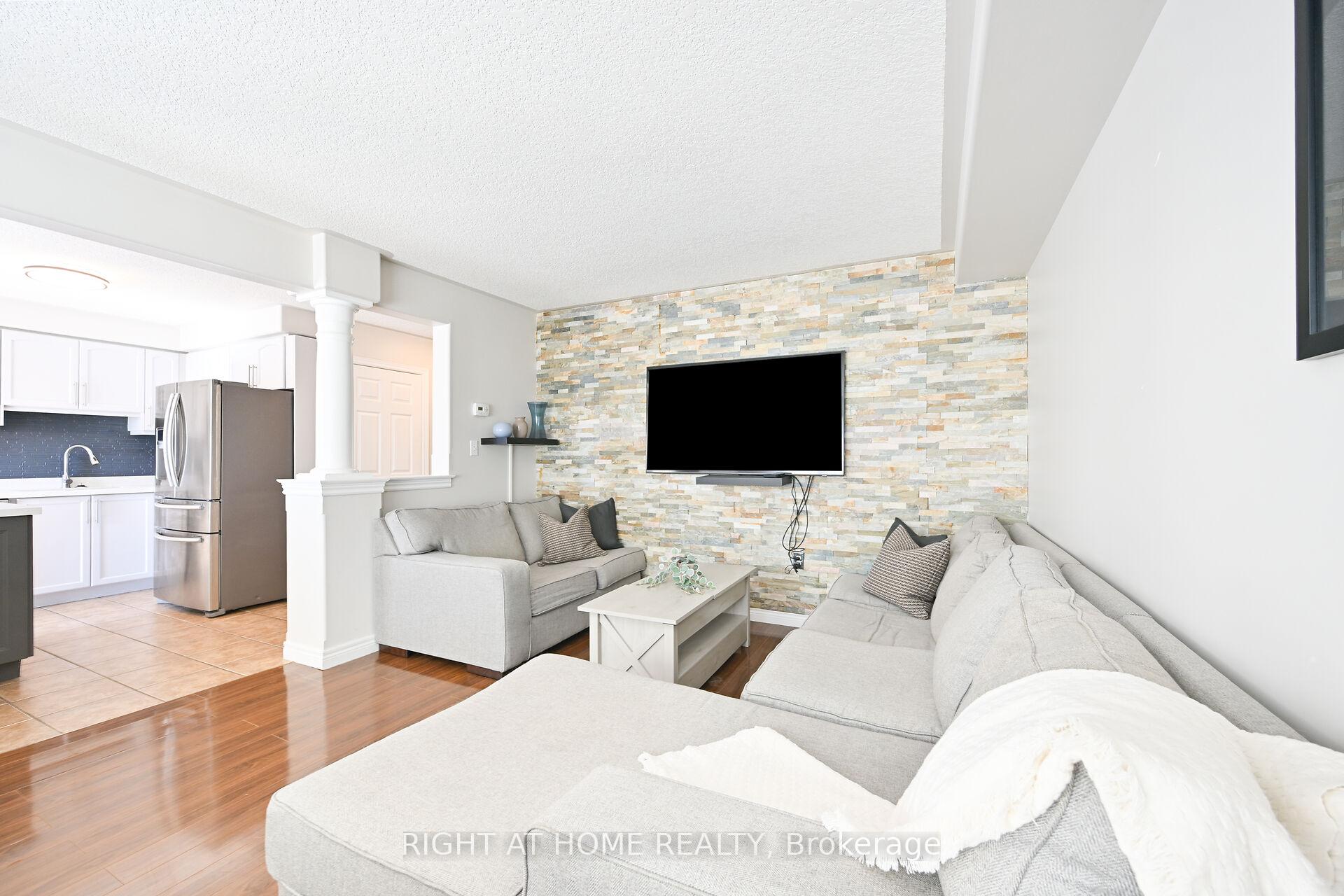 Photo 35 of 27 Turquoise Drive, Hamilton, Allison — HOMEH