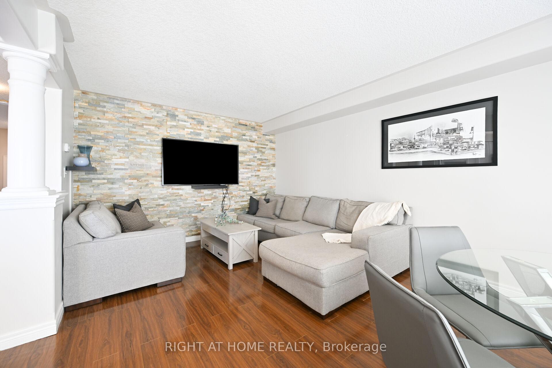 Photo 36 of 27 Turquoise Drive, Hamilton, Allison — HOMEH