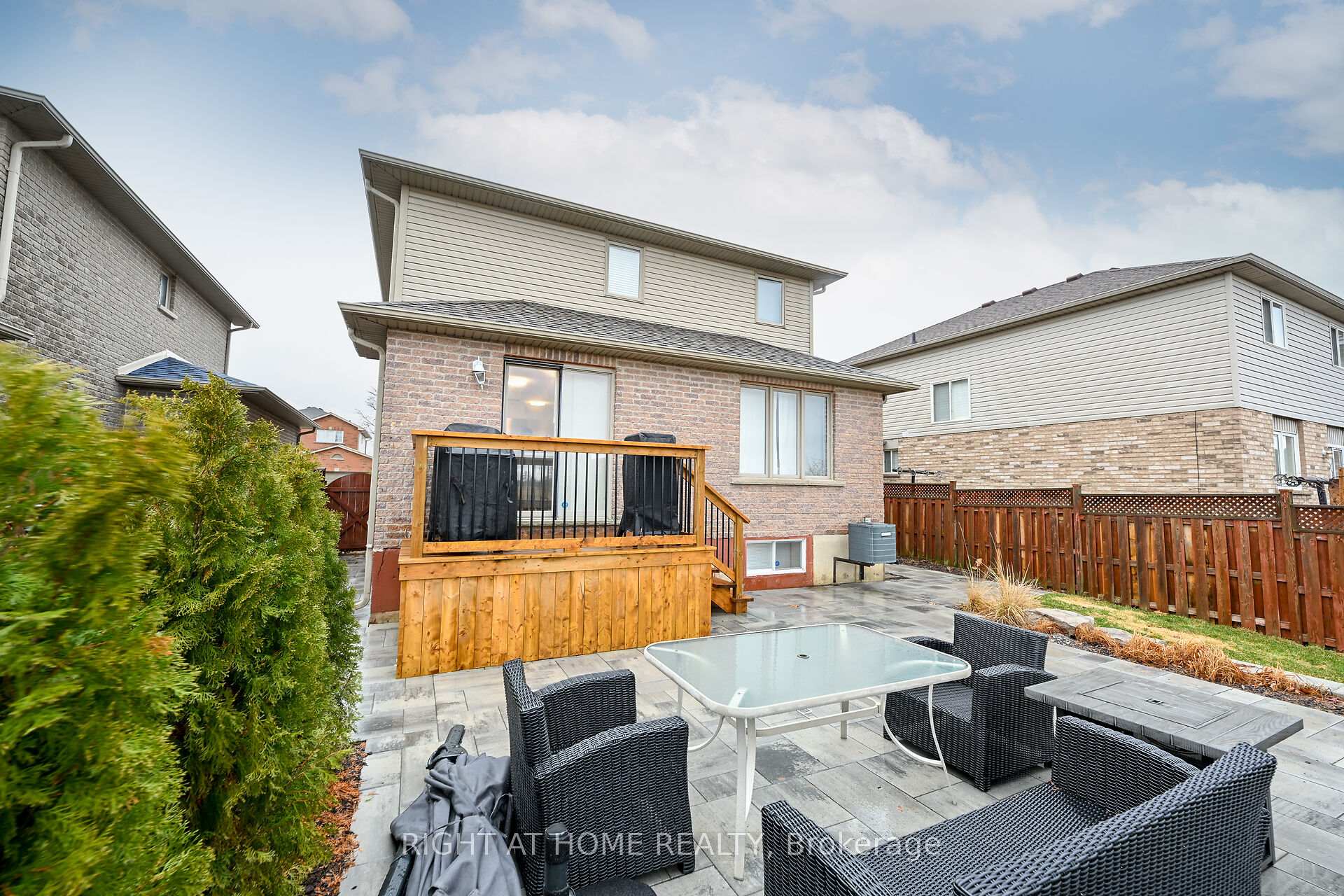 Photo 86 of 27 Turquoise Drive, Hamilton, Allison — HOMEH