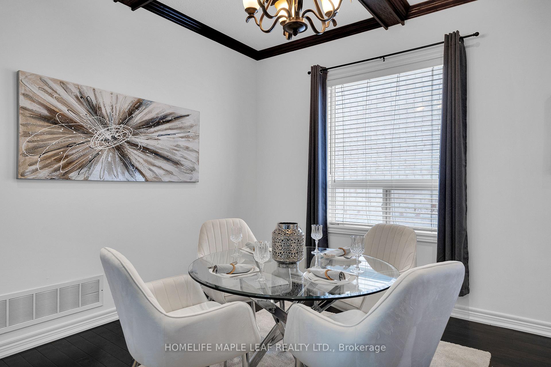 Photo 9 of 33 Honeybee Drive, Brampton, Sandringham-Wellington — HOMEH
