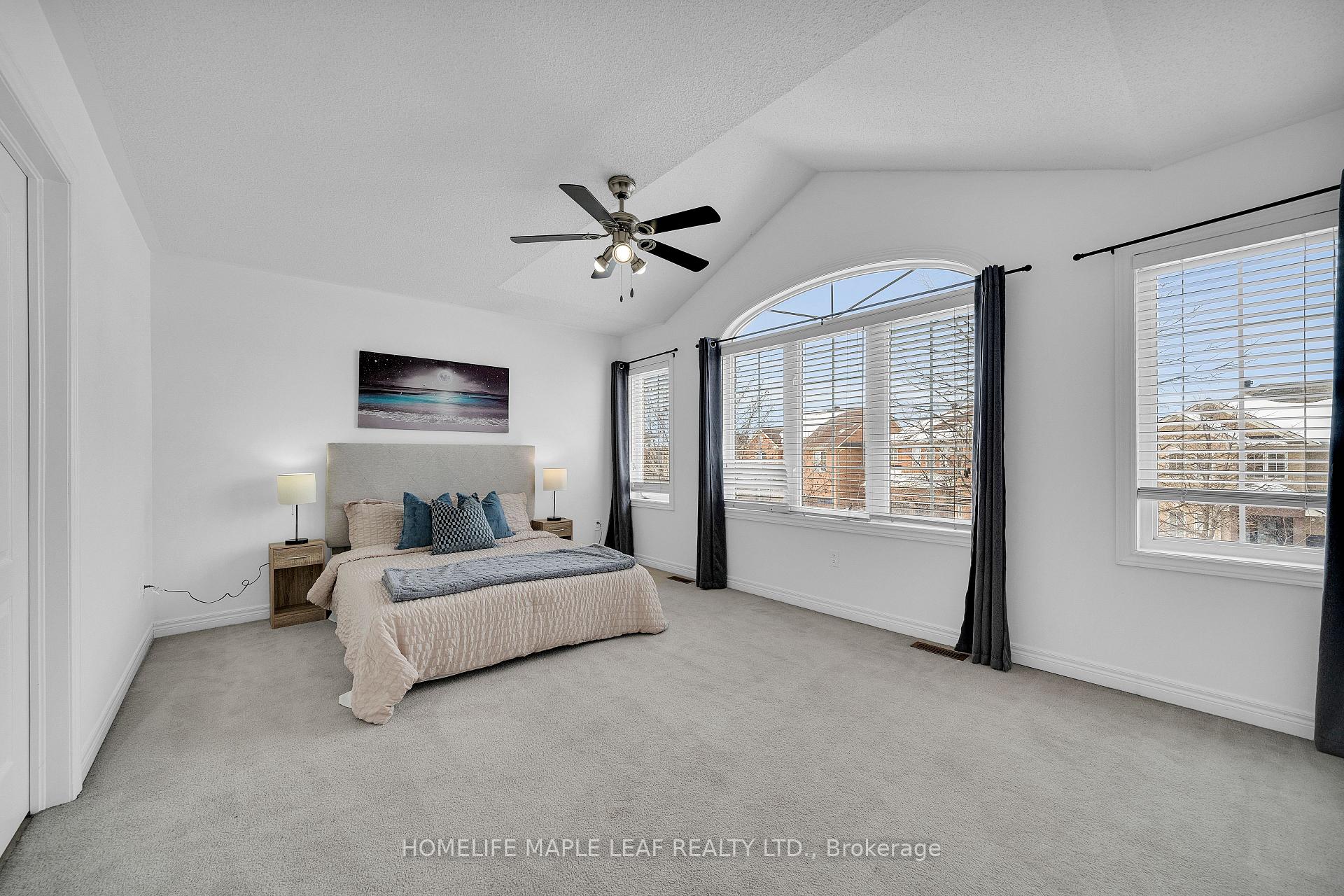 Photo 72 of 33 Honeybee Drive, Brampton, Sandringham-Wellington — HOMEH