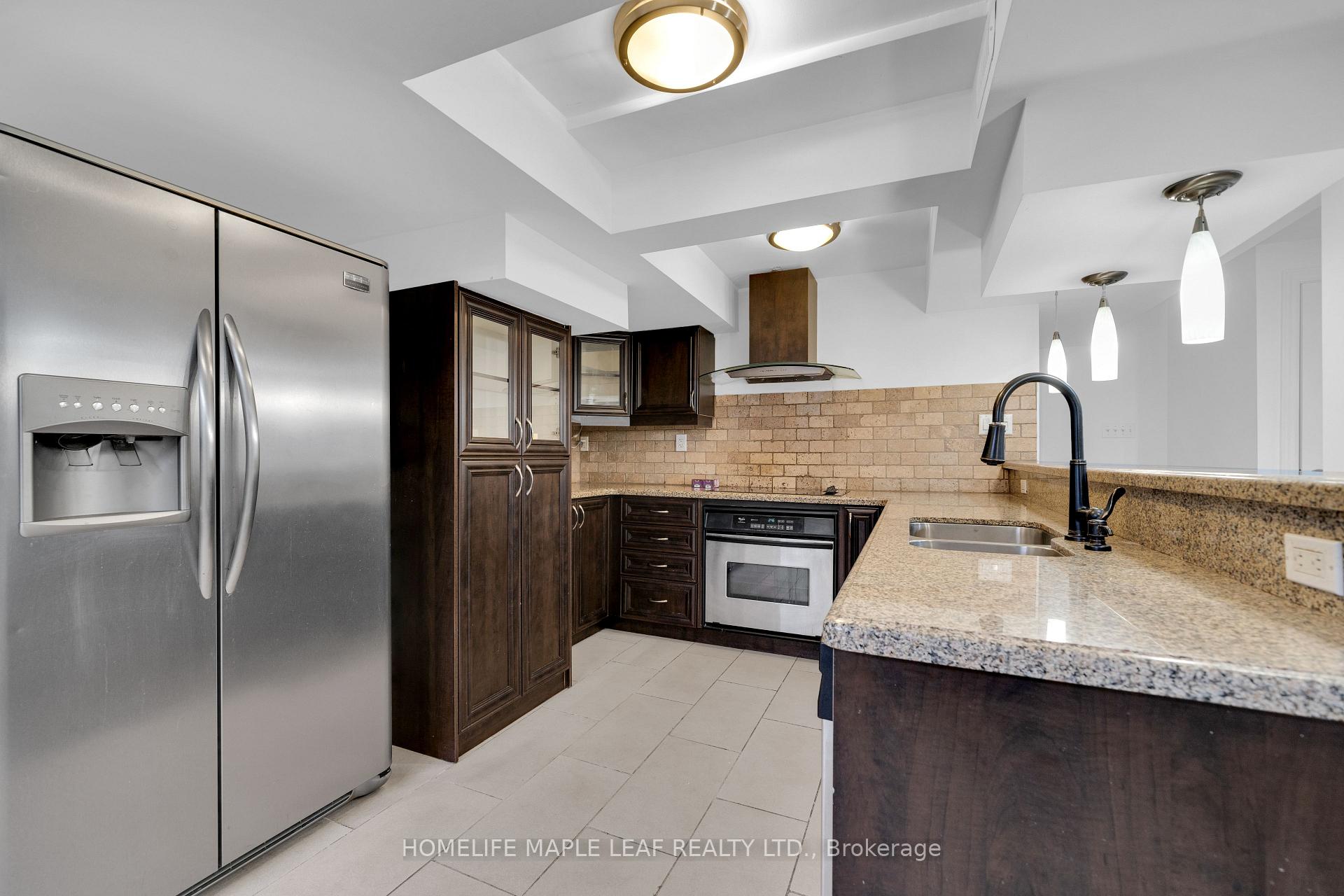 Photo 82 of 33 Honeybee Drive, Brampton, Sandringham-Wellington — HOMEH