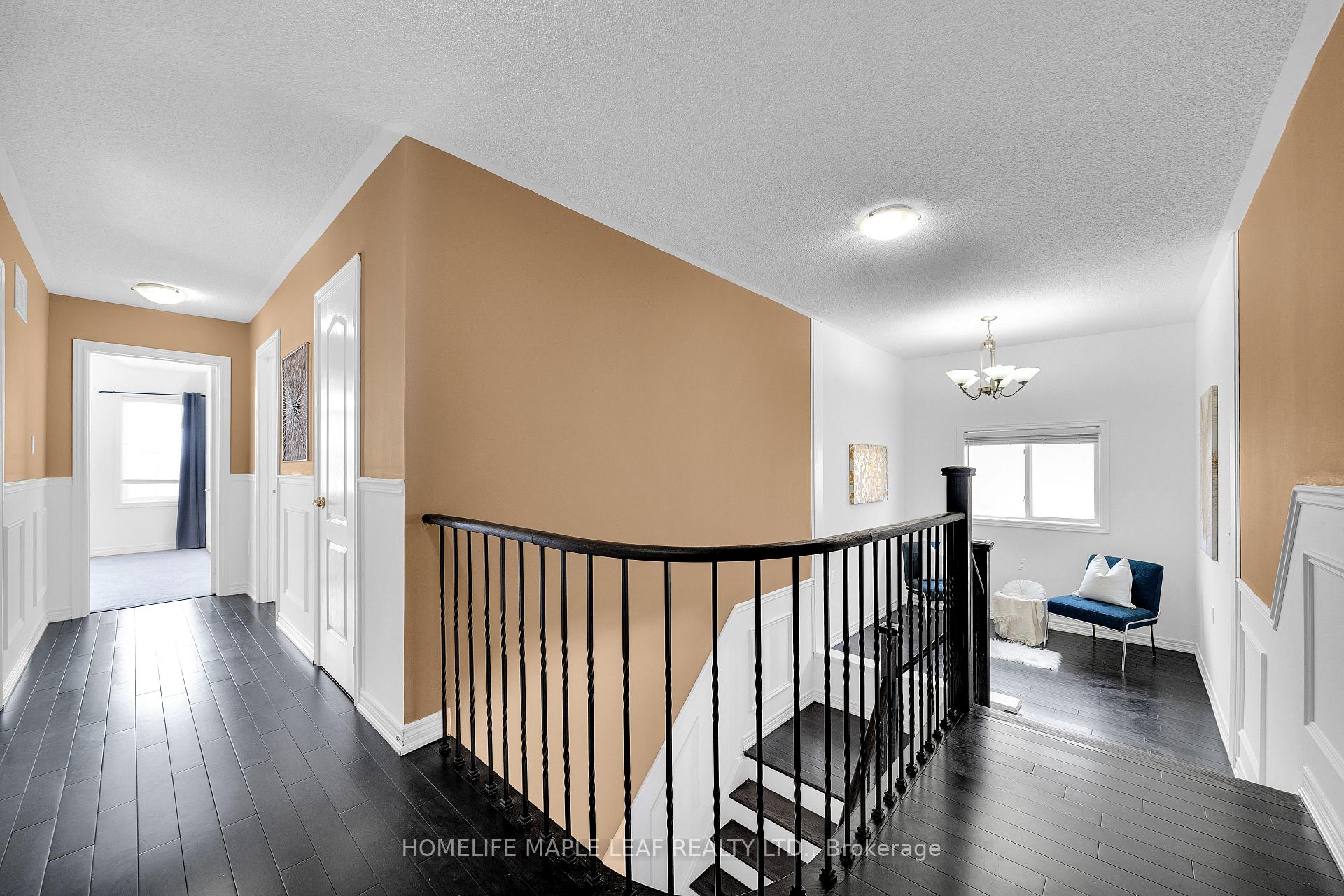 Photo 42 of 33 Honeybee Drive, Brampton, Sandringham-Wellington — HOMEH