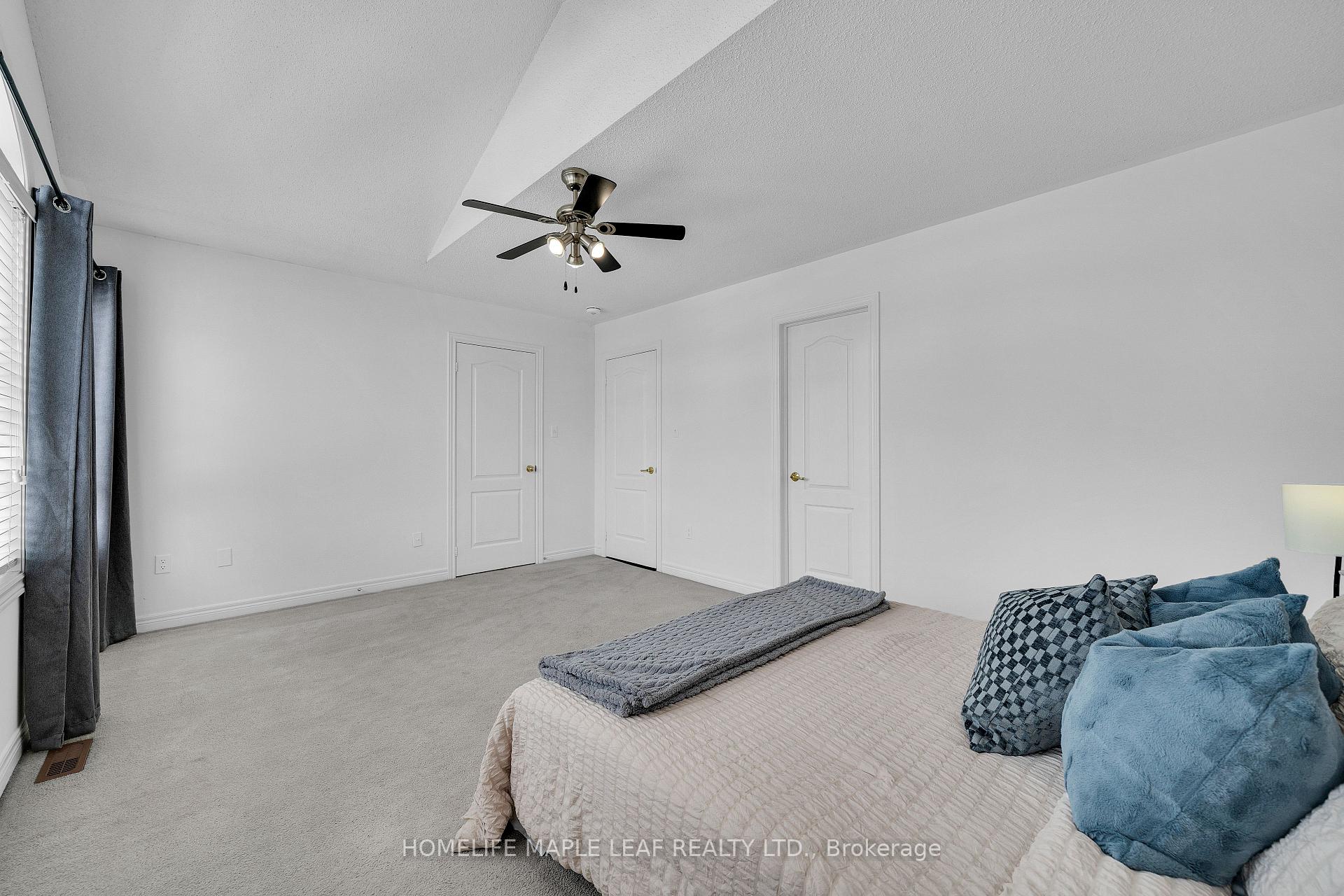 Photo 53 of 33 Honeybee Drive, Brampton, Sandringham-Wellington — HOMEH