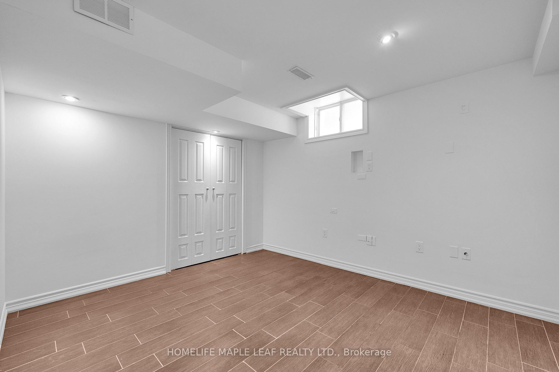 Photo 93 of 33 Honeybee Drive, Brampton, Sandringham-Wellington — HOMEH