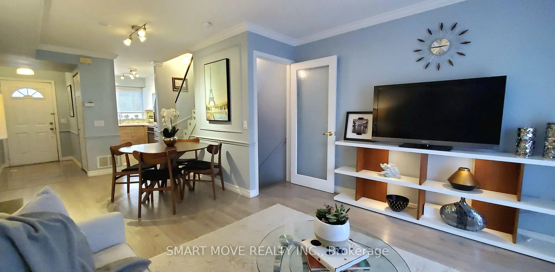 Photo 3 of Unit TH 25, 21 Replin Road, Toronto, Englemount-Lawrence — HOMEH