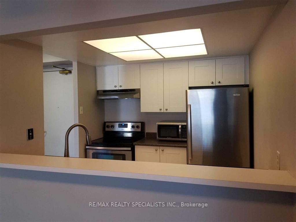 Photo 4 of Unit 206, 75 Ellen Street, Barrie, City Centre — HOMEH