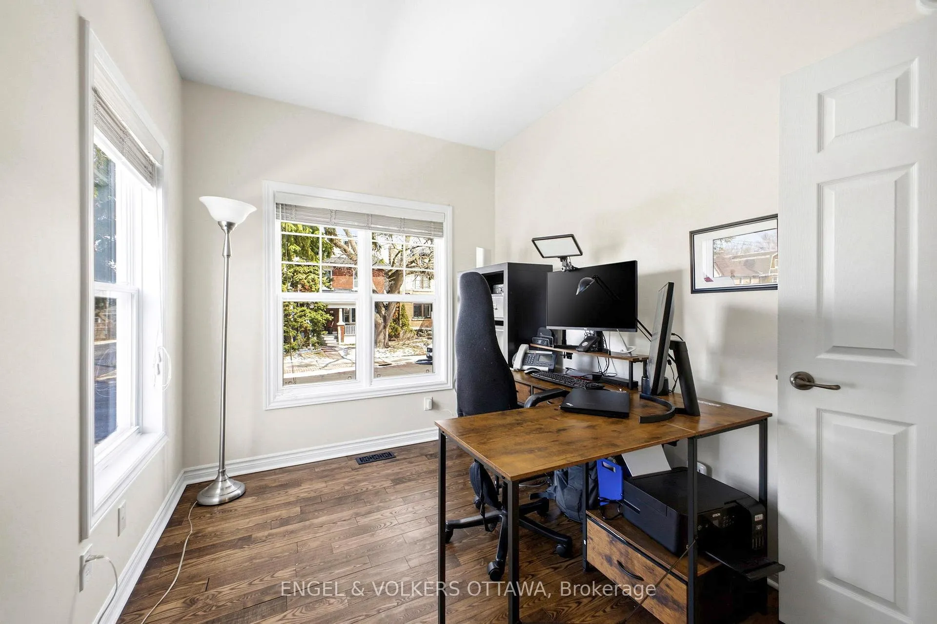 Photo 5 of 72 Smirle Avenue, Ottawa, Ottawa West — HOMEH