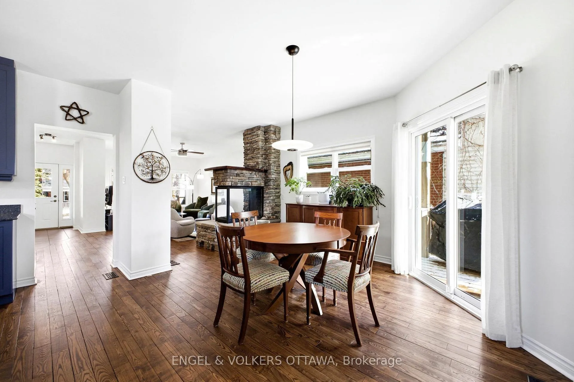 Photo 13 of 72 Smirle Avenue, Ottawa, Ottawa West — HOMEH