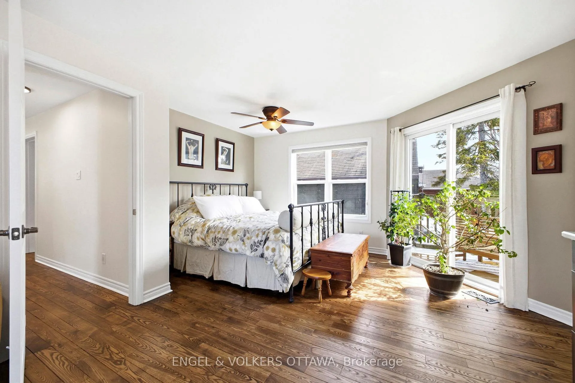 Photo 19 of 72 Smirle Avenue, Ottawa, Ottawa West — HOMEH