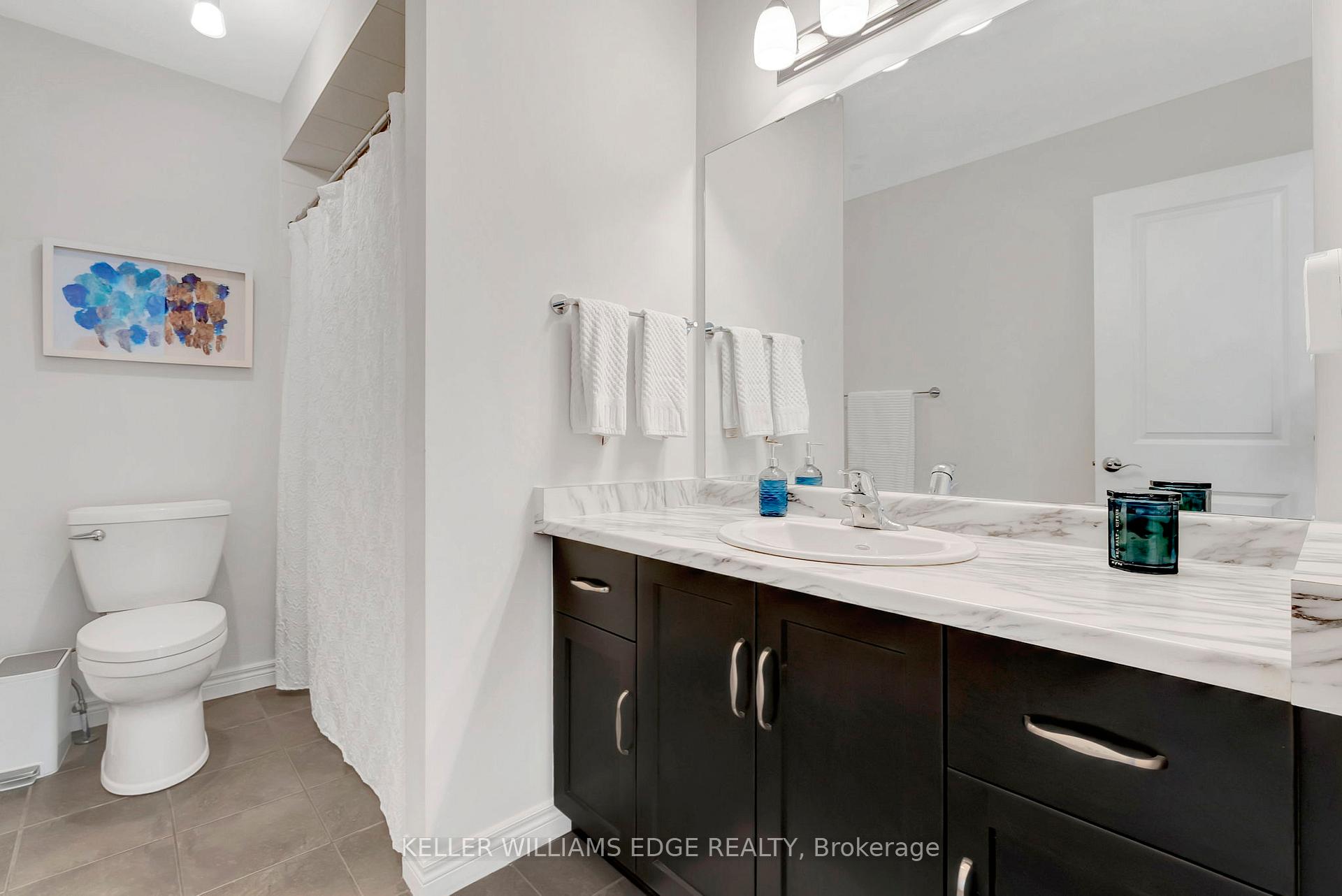 Photo 21 of 221 Echovalley Drive, Hamilton, Stoney Creek Mountain — HOMEH