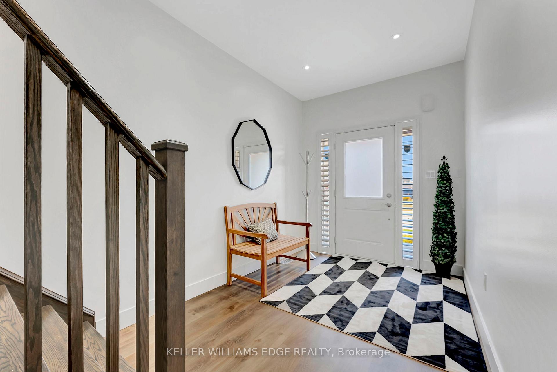 Photo 22 of 221 Echovalley Drive, Hamilton, Stoney Creek Mountain — HOMEH