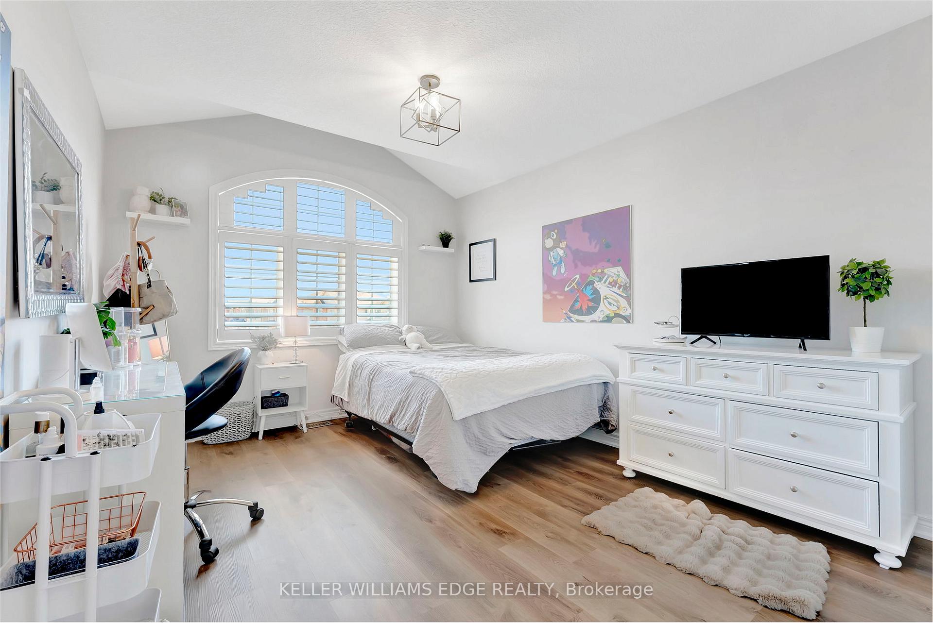 Photo 51 of 221 Echovalley Drive, Hamilton, Stoney Creek Mountain — HOMEH