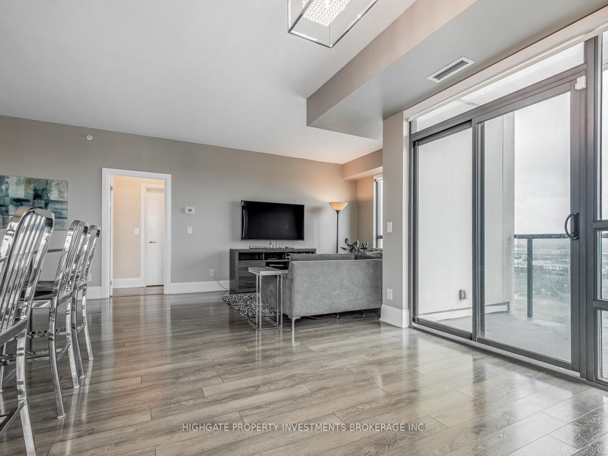 Photo 10 of Unit 1102, 45 Yorkland Boulevard, Brampton, Goreway Drive Corridor — HOMEH