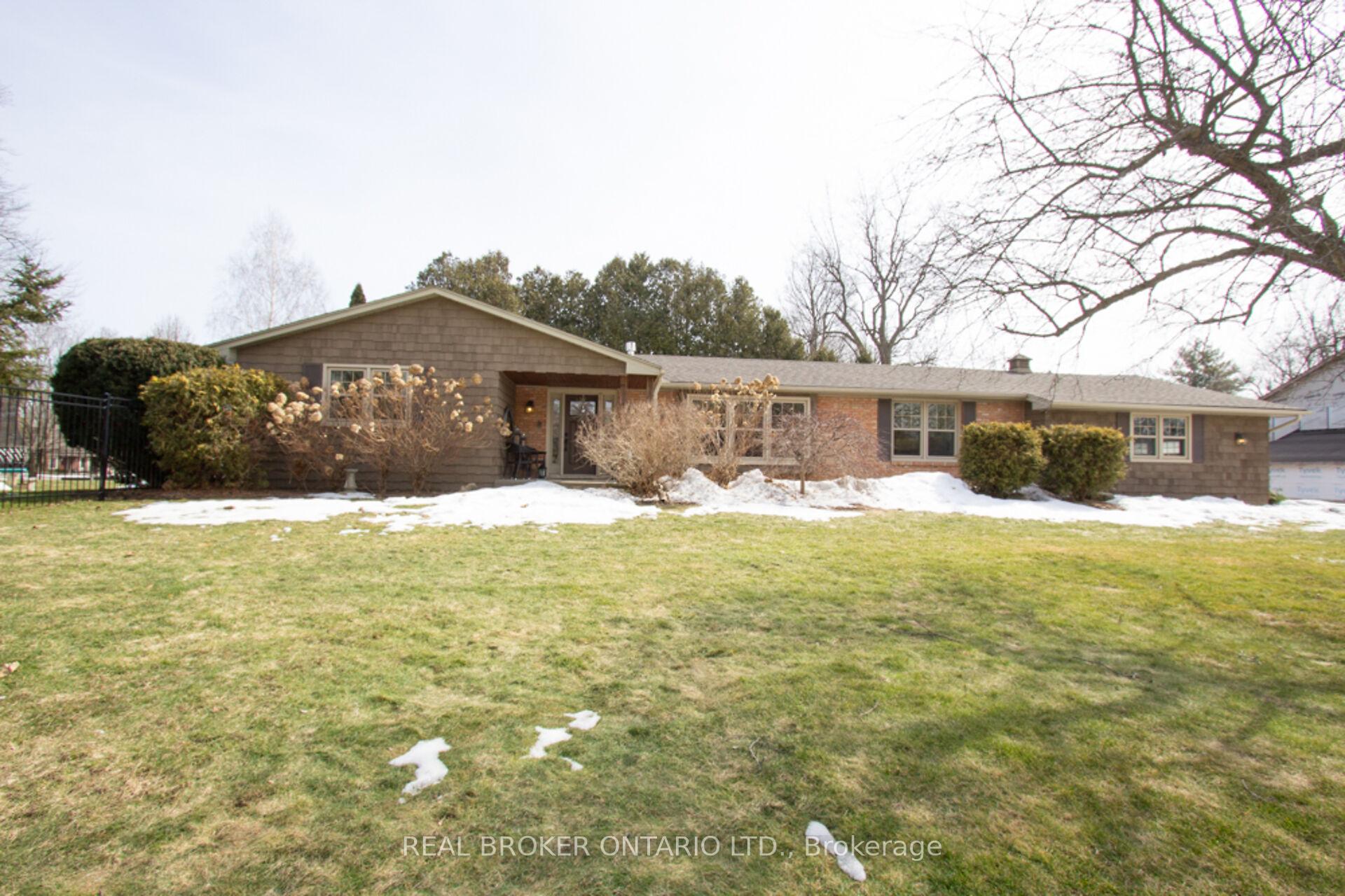 Photo 22 of 15 Coachman Crescent, Hamilton, Freelton — HOMEH