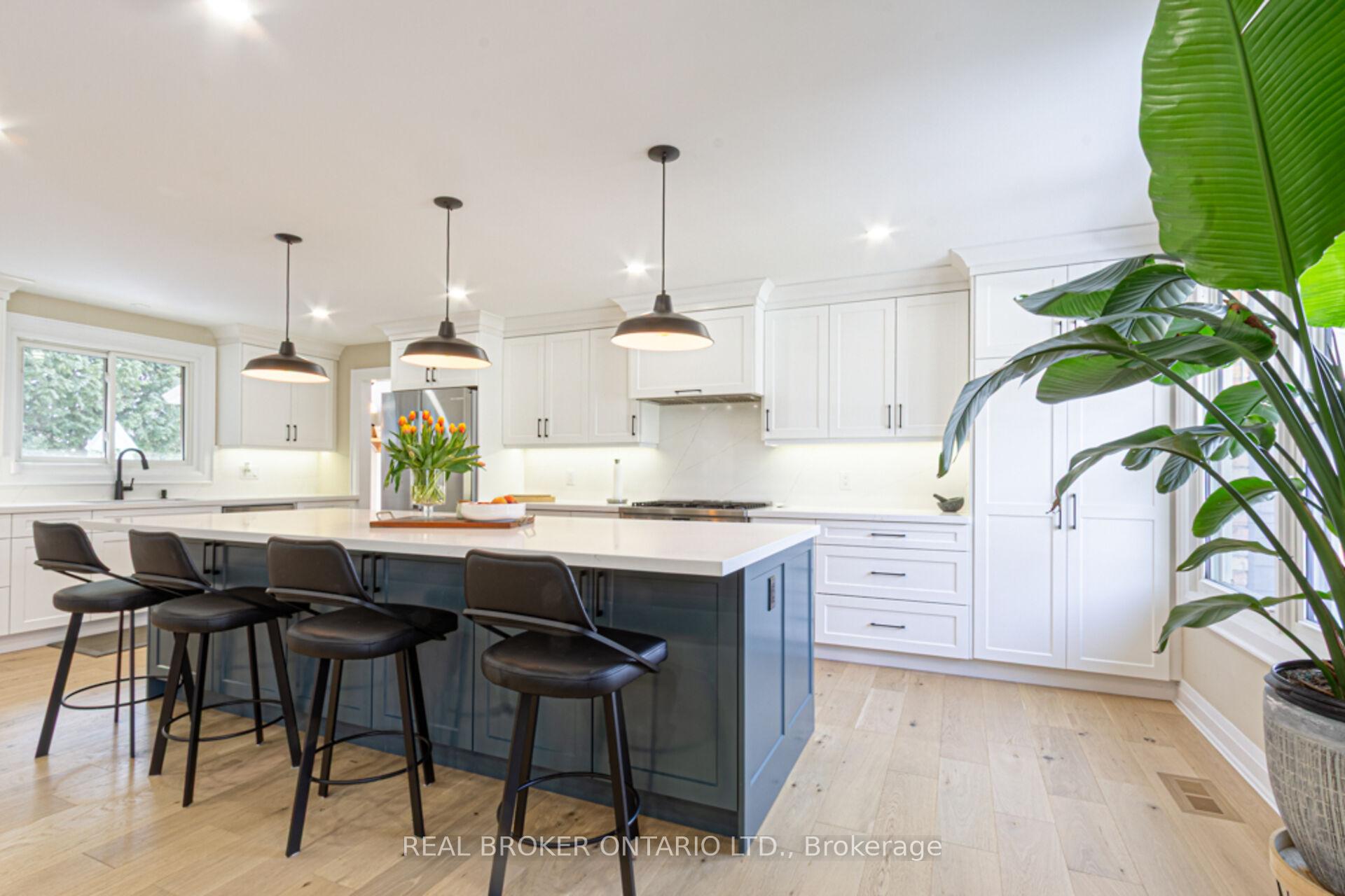 Photo 28 of 15 Coachman Crescent, Hamilton, Freelton — HOMEH