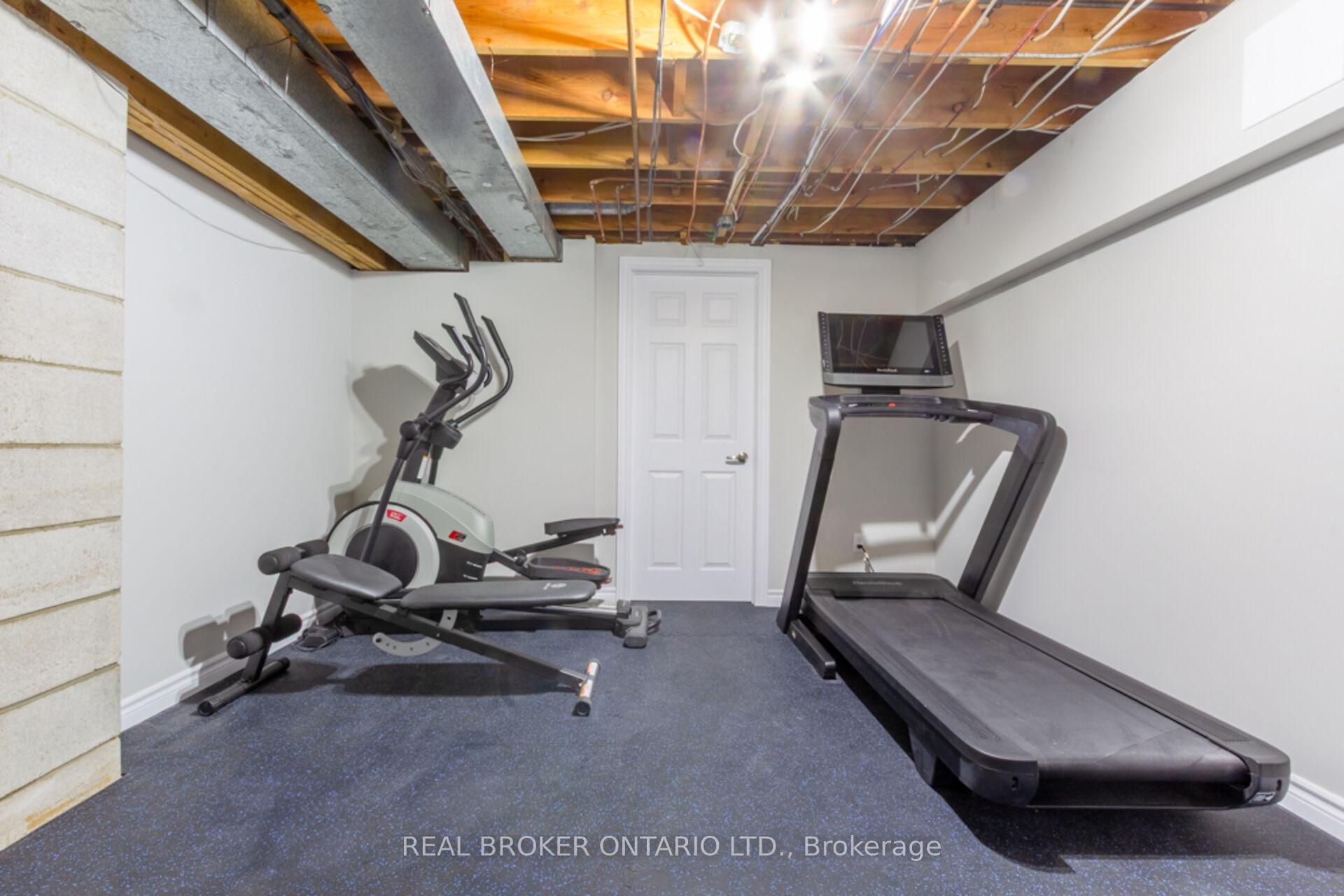 Photo 74 of 15 Coachman Crescent, Hamilton, Freelton — HOMEH