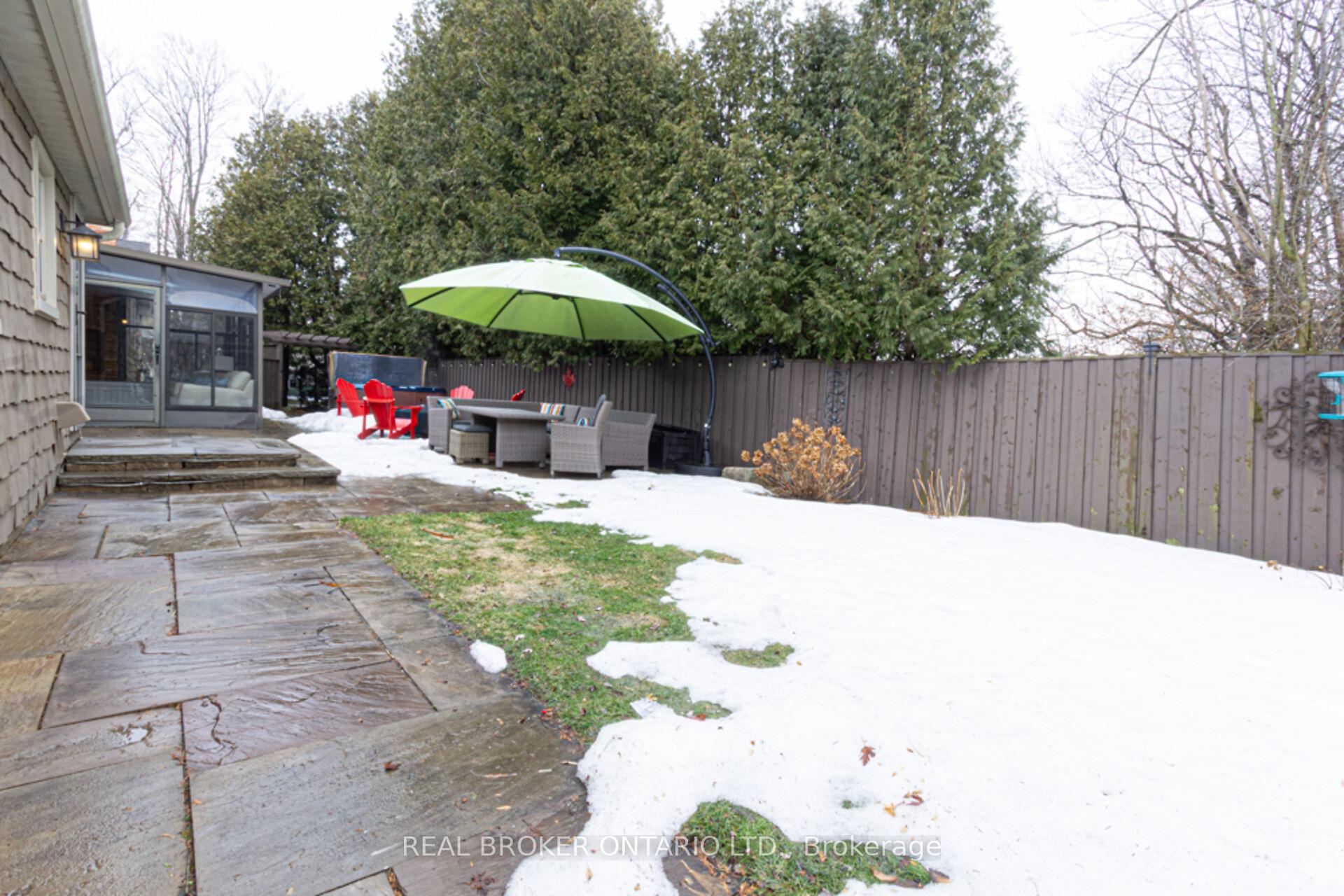 Photo 78 of 15 Coachman Crescent, Hamilton, Freelton — HOMEH