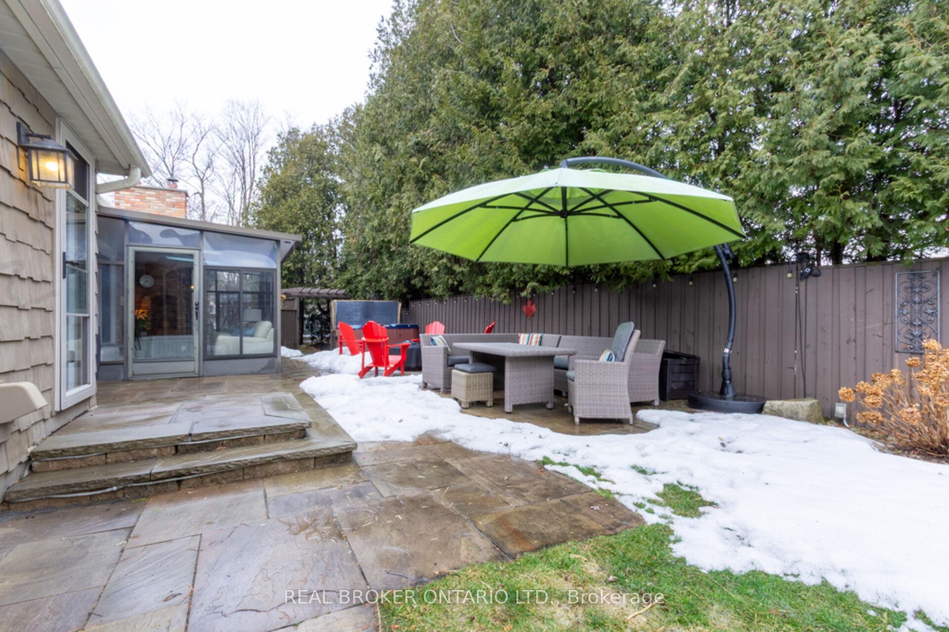 Photo 85 of 15 Coachman Crescent, Hamilton, Freelton — HOMEH