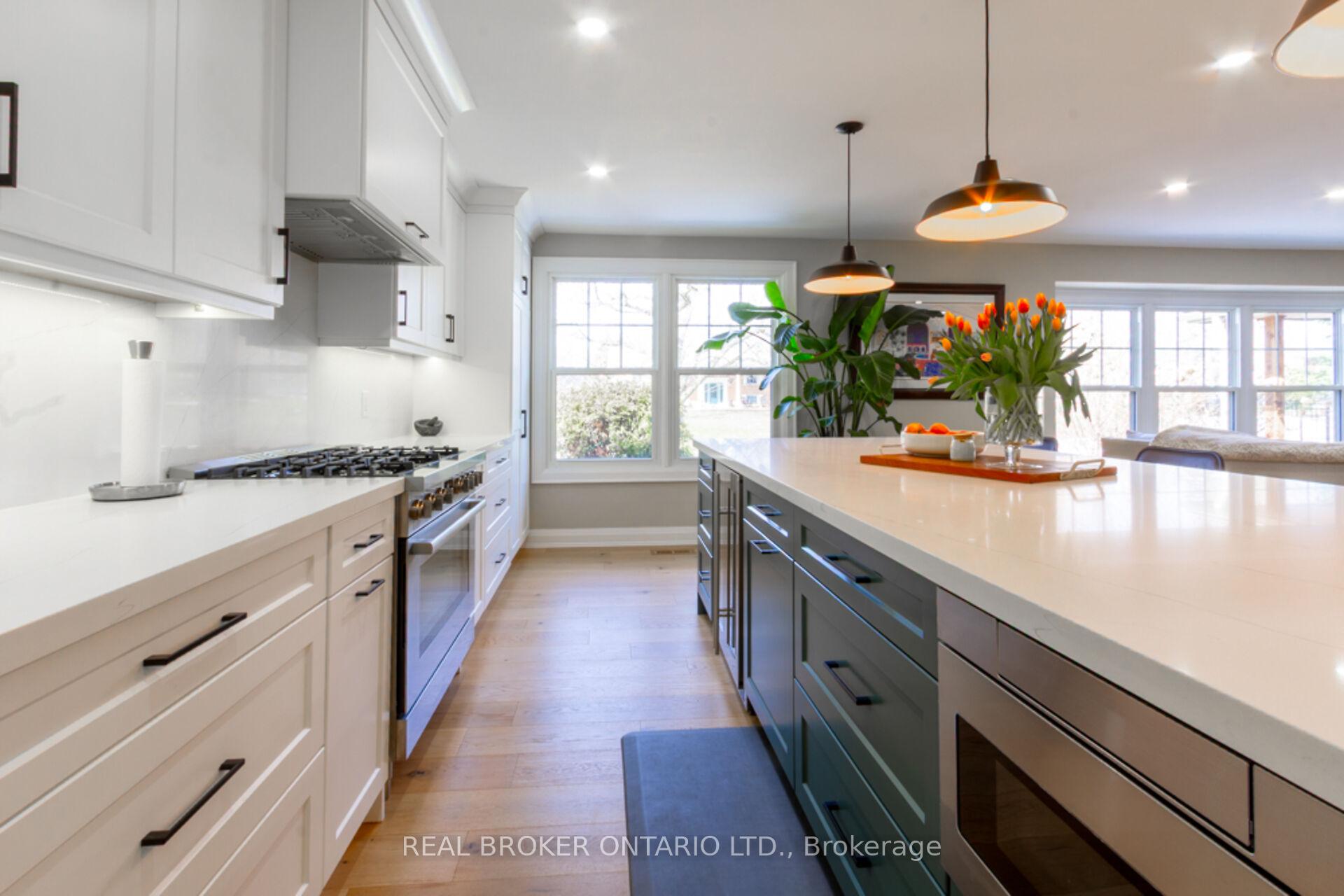 Photo 12 of 15 Coachman Crescent, Hamilton, Freelton — HOMEH