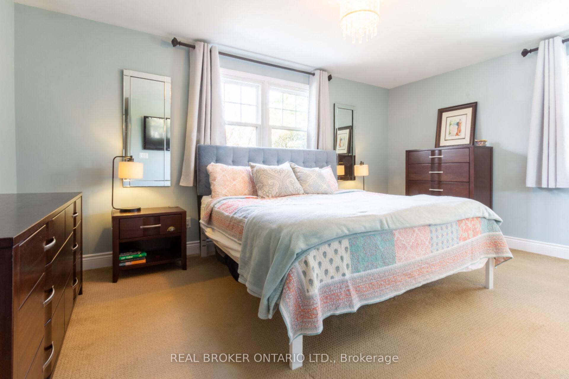 Photo 42 of 15 Coachman Crescent, Hamilton, Freelton — HOMEH